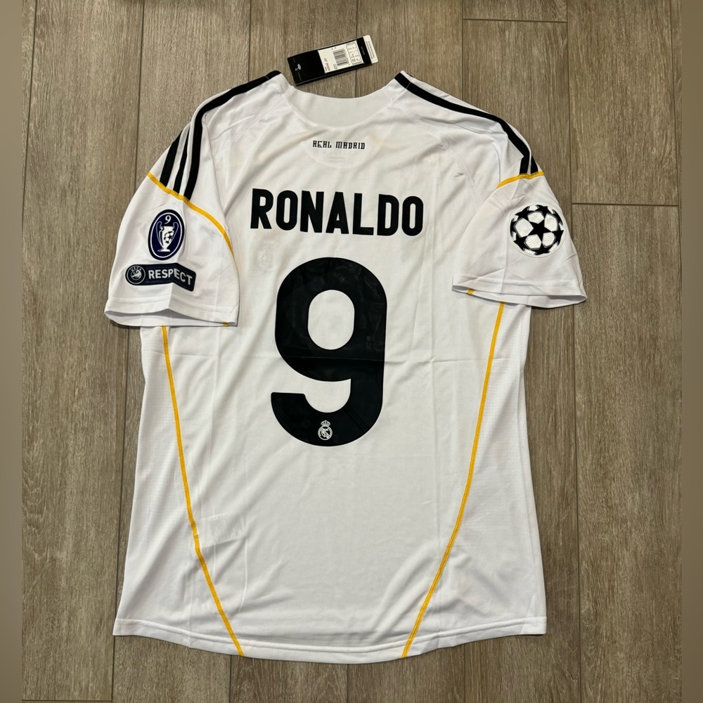 Retro Madrid 2009 Champions League Cristiano Ronaldo 9